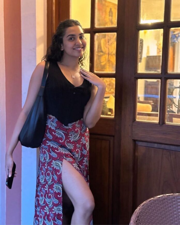 Shivathmika: Casual Hottie Alert! - Gulte