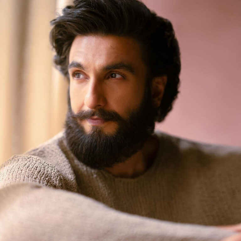 Ranveer Singh: బాలీవుడ్‌ని దున్నేస్తాడని కబుర్లు చెప్పి.. ఇప్పుటికి అవకాశాలకోసం చూపులు.