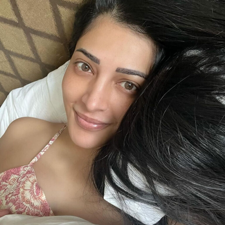 Shruti Haasan Age