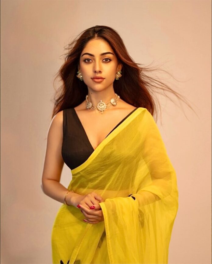 Sizzling Hot Anu Emmanuel in Yellow - Gulte