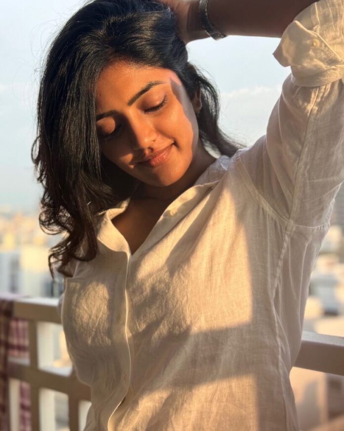 Eesha’s Breezy Balcony Charm - Gulte