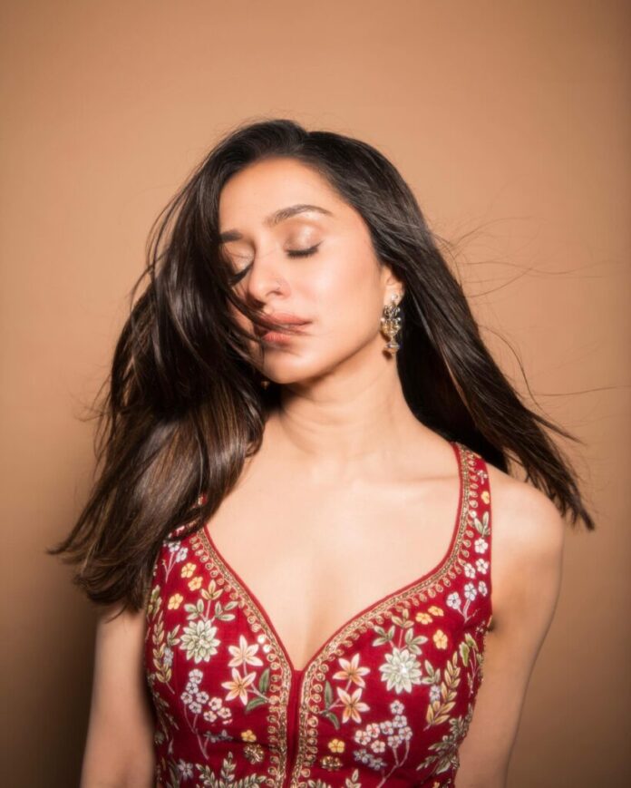 Shraddha Kapoor: Red Hot Stree! - Gulte