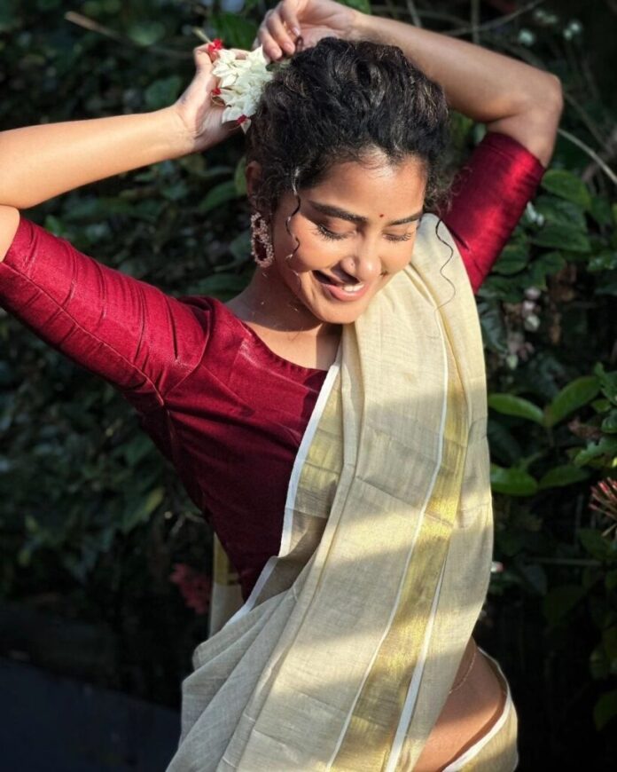 In Pics: Beauties Celebrates Onam - Gulte