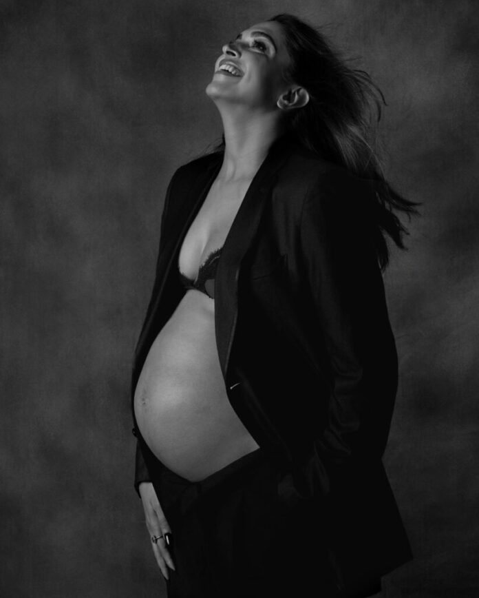 Deepika’s Breathtaking Baby Bump Pictures Steal the Spotlight - Gulte