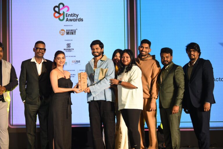 Vijay Deverakonda’s ‘Rowdy Wear’ Wins prestigious Award