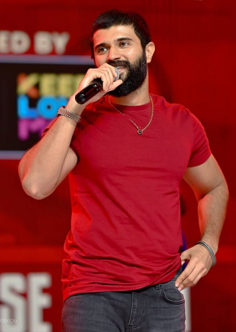Vijay Deverakonda clarified on his words at Retro event