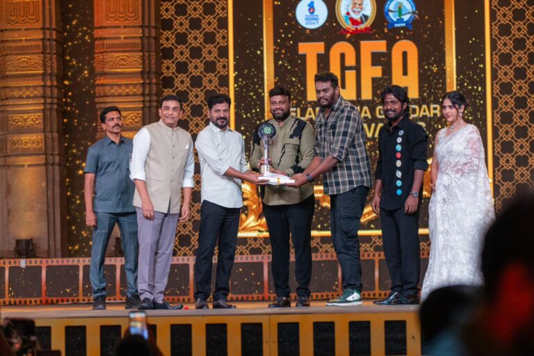 “Colour Photo” Team Receives prestigious Gaddar Award